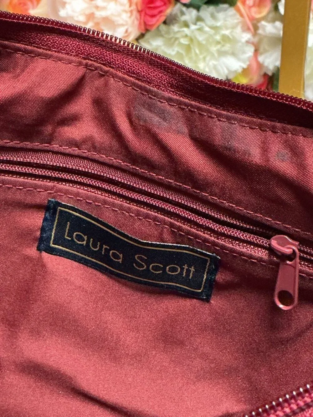 Laura Scott Redberry Hobo Shoulder Bag Double Adjustable Straps Silver NWT Tags